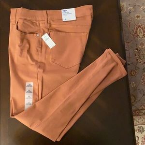 NWT! Women’s Old Navy Rockstar Super Skinny Jeans